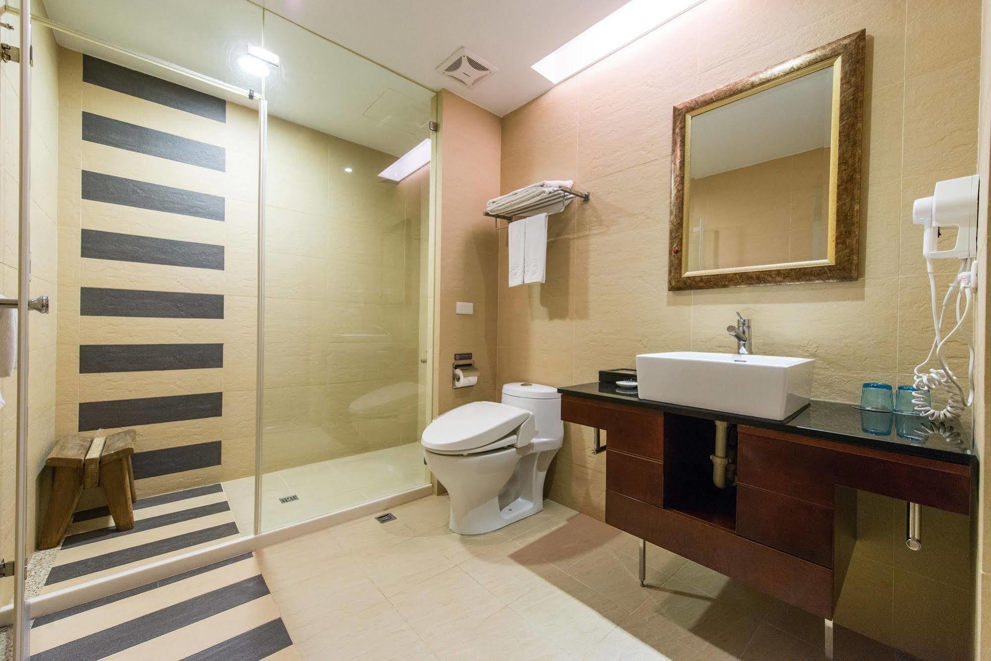 Wish Hotel Тайбэй Экстерьер фото