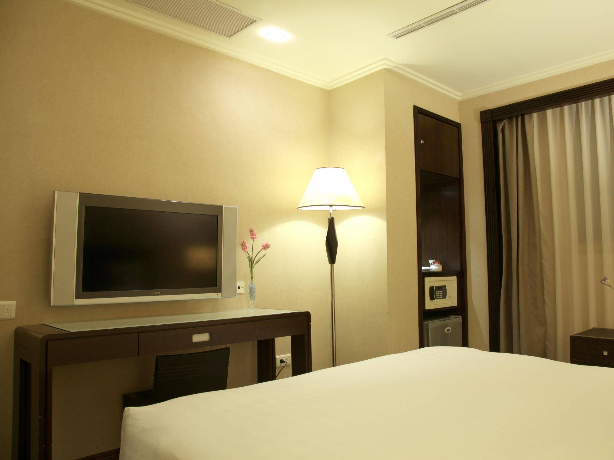 Wish Hotel Тайбэй Экстерьер фото