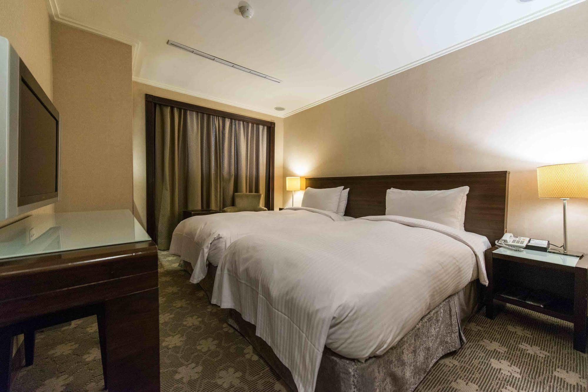 Wish Hotel Тайбэй Экстерьер фото